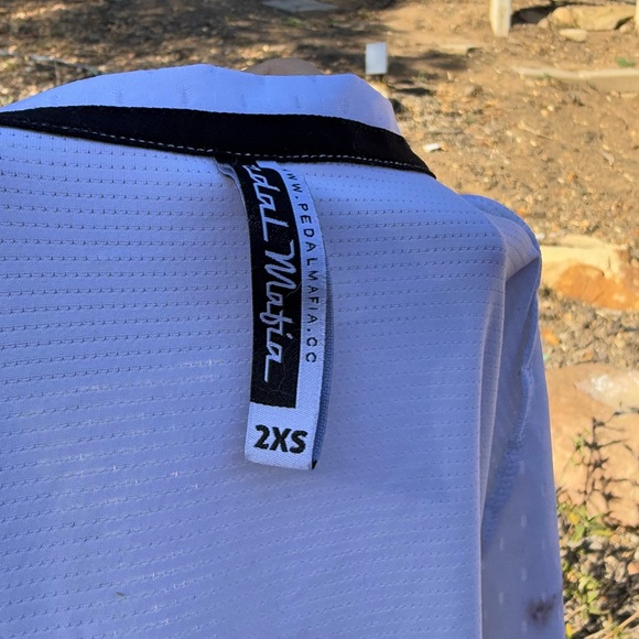 Pedal mafia short sleeve, great white Collab cycling jersey - Picture 3 of 6